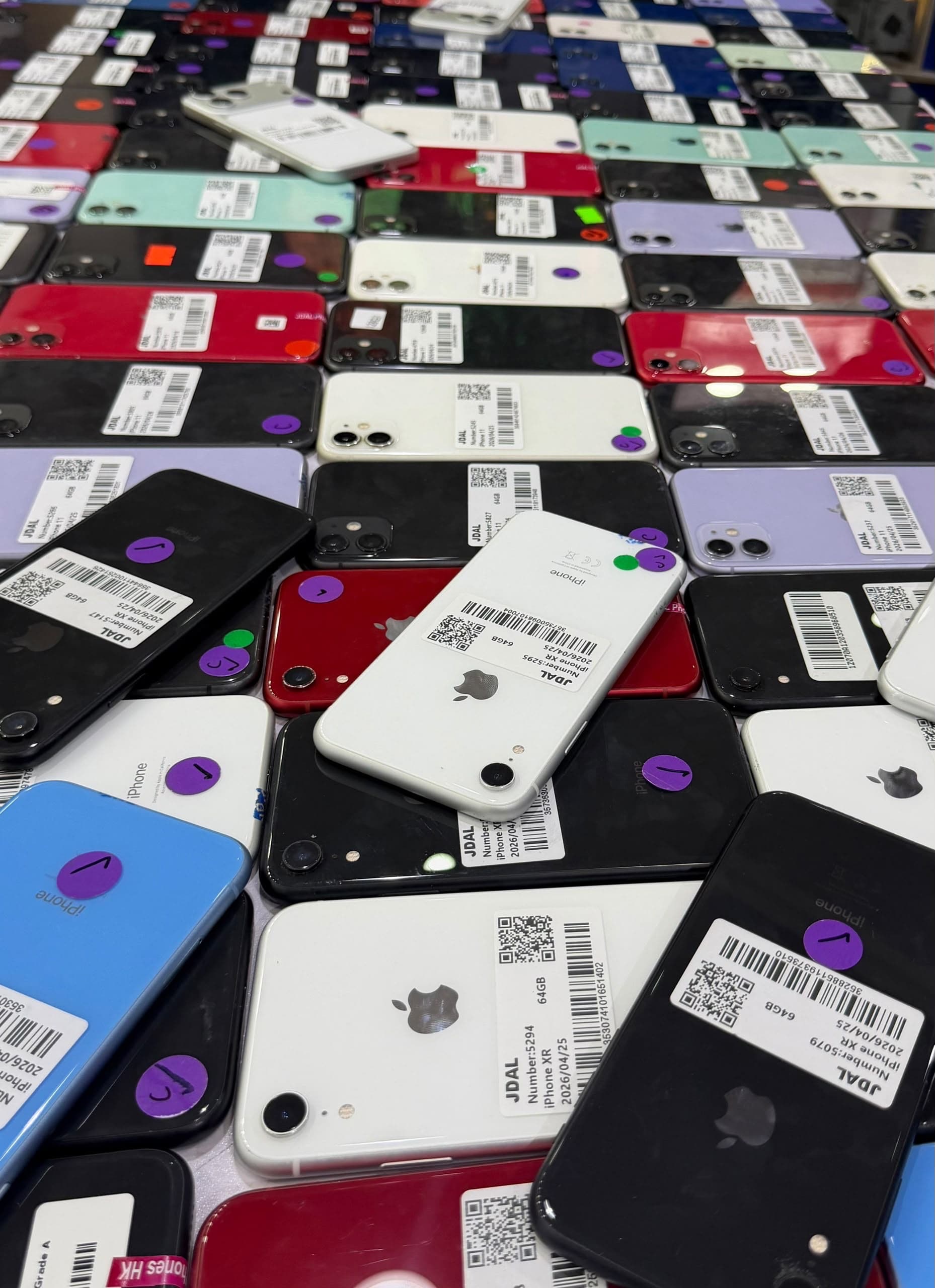 IPhone 7- 16